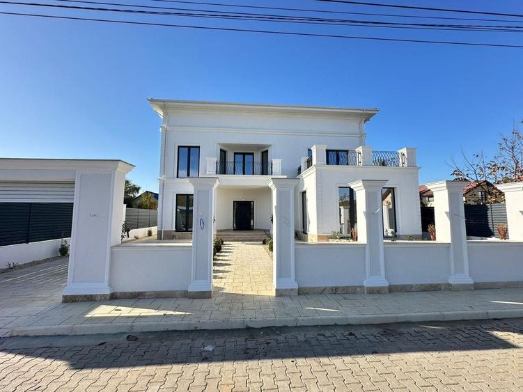 Casă individuală cu 7 camere cu Canalizare în Pipera