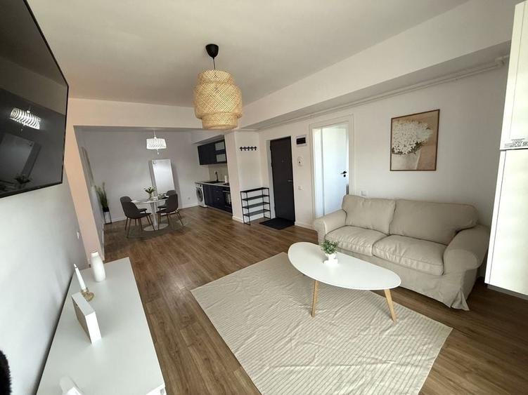 Apartament cu 3 camere decomandat în Ocna Dejului