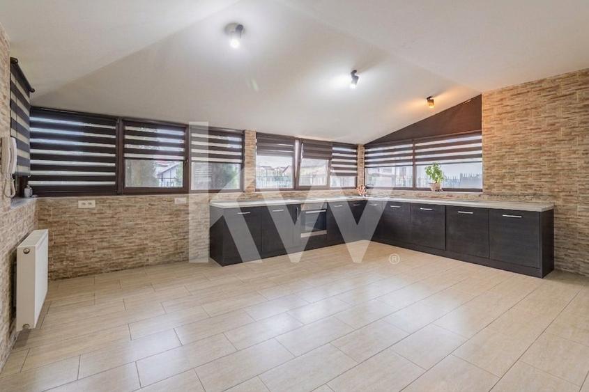 Apartament cu 4 camere decomandat, mobilat în Sânpetru