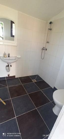 Casă cu Teren 2259 Mp în Ghioroc
