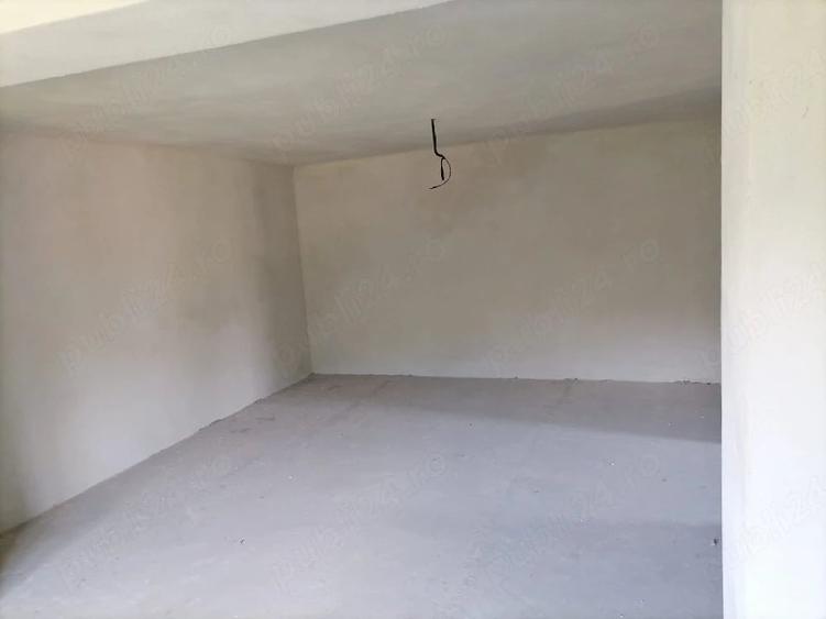Casă cu 3 camere cu Teren 810 Mp în Gura Bărbulețului