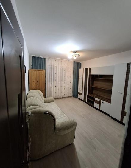Garsonieră decomandată în Grivița