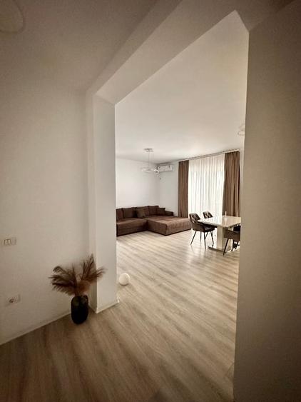 Apartament cu 2 camere decomandat, mobilat în Giroc