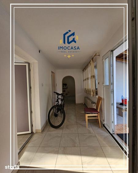 Casă cu 4 camere cu Teren 2300 Mp în Ineu