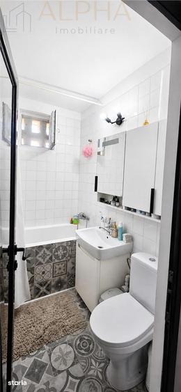 Apartament cu 3 camere în Decebal