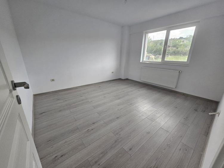 Apartament cu 2 camere decomandat în Bucium