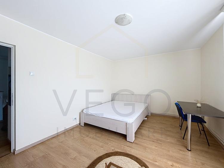 Apartament cu 2 camere decomandat, mobilat în Zorilor