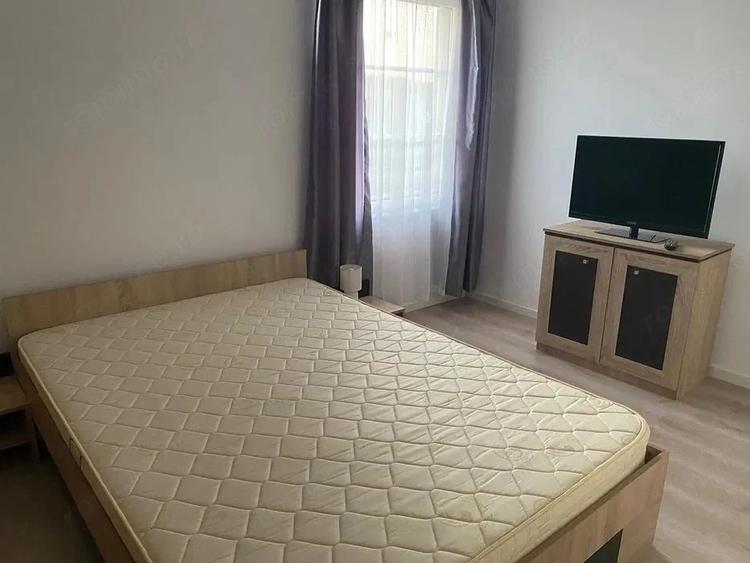 Apartament cu 3 camere decomandat în Unirii