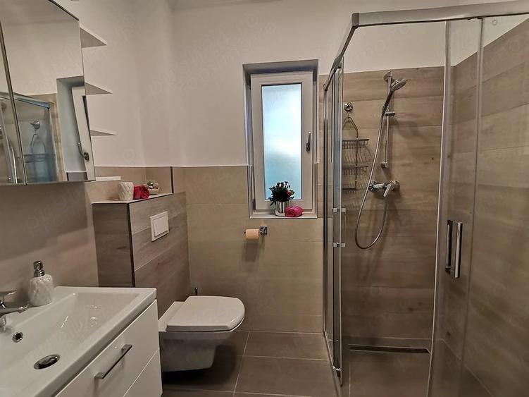 Apartament cu 3 camere decomandat în Braytim