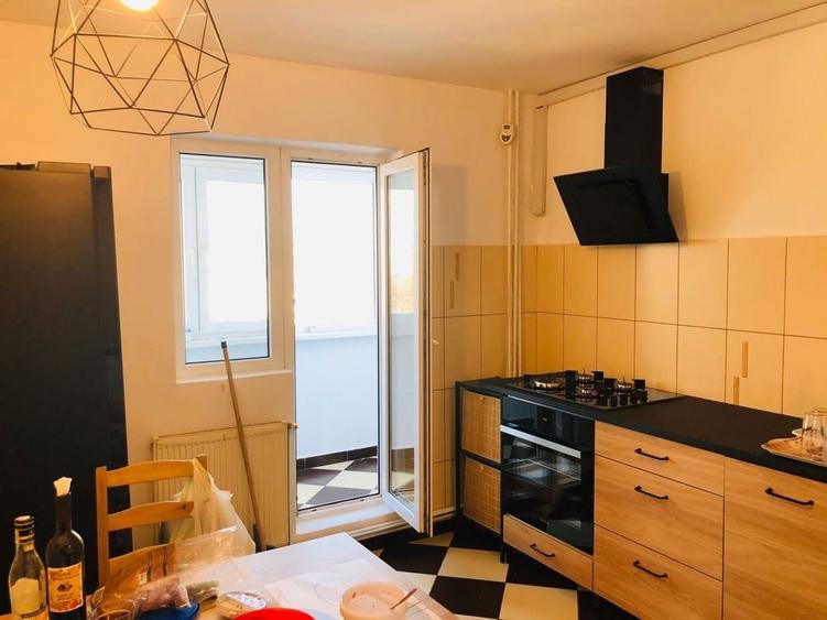 Apartament cu 2 camere decomandat în Crângași