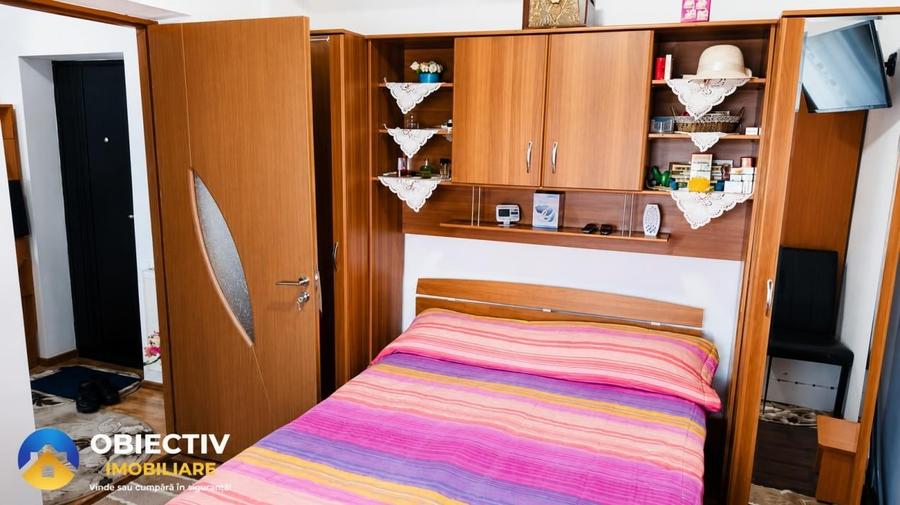 Garsonieră decomandată în Central