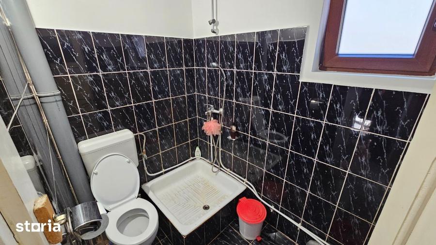 Casă cu 3 camere cu Teren 543 Mp în Răstolița