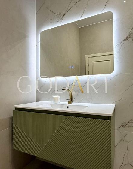 Apartament cu 4 camere decomandat în Dacia