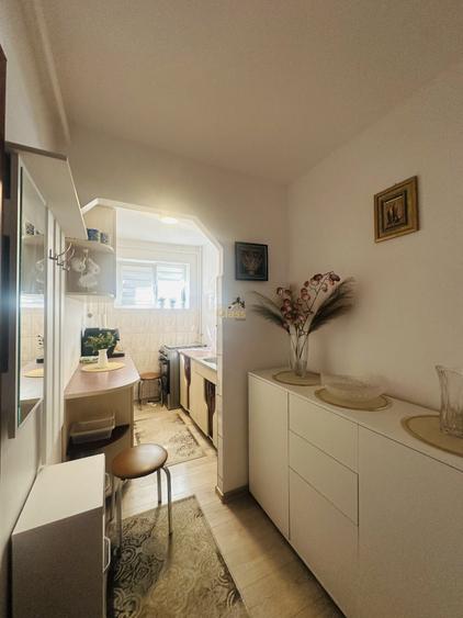 Apartament cu 2 camere semidecomandat, mobilat în Mănăștur