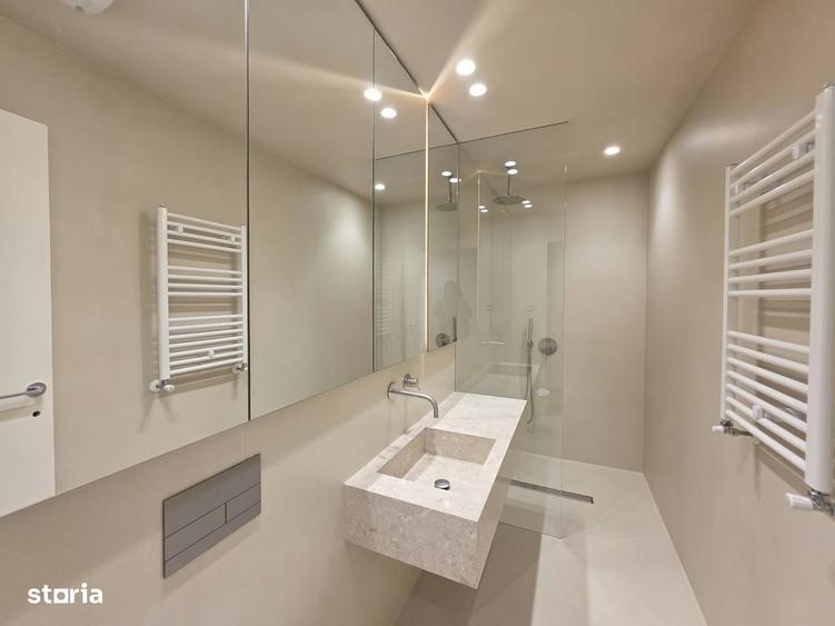 Apartament cu 3 camere în Unirii