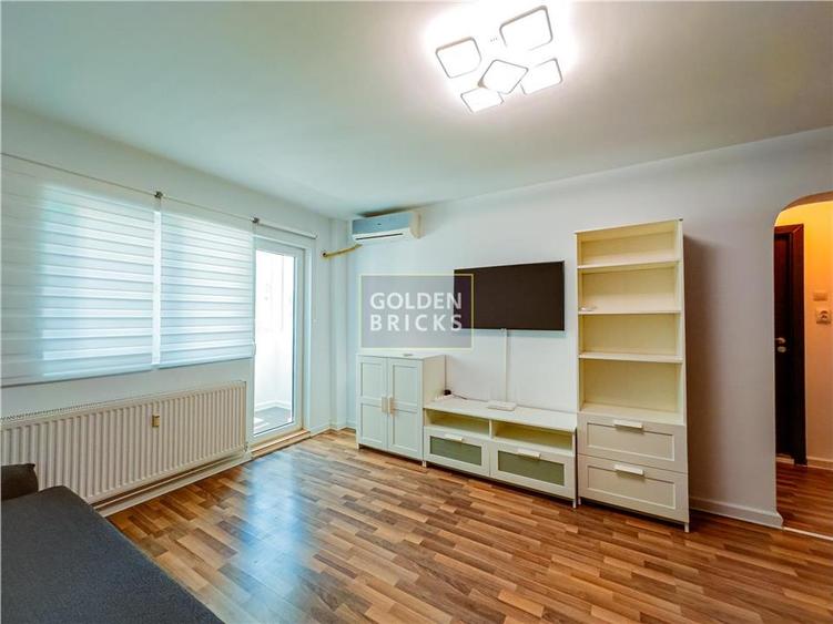 Apartament cu 2 camere semidecomandat, mobilat în P-ța Muncii