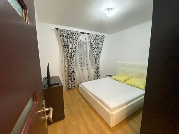 Apartament cu 2 camere decomandat în Ostroveni