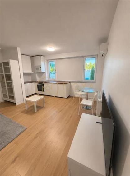 Apartament cu 2 camere decomandat, mobilat în Pipera