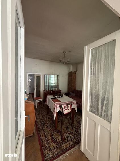 Casa pentru locuit, cu anexa si gradina - 4