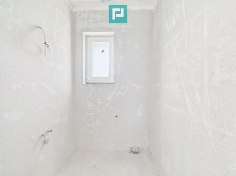 Duplex cu 3 camere cu Canalizare în Moșnița Veche