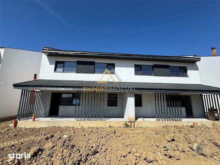 Casă cu 4 camere cu Teren 360 Mp în Valea Borcutului