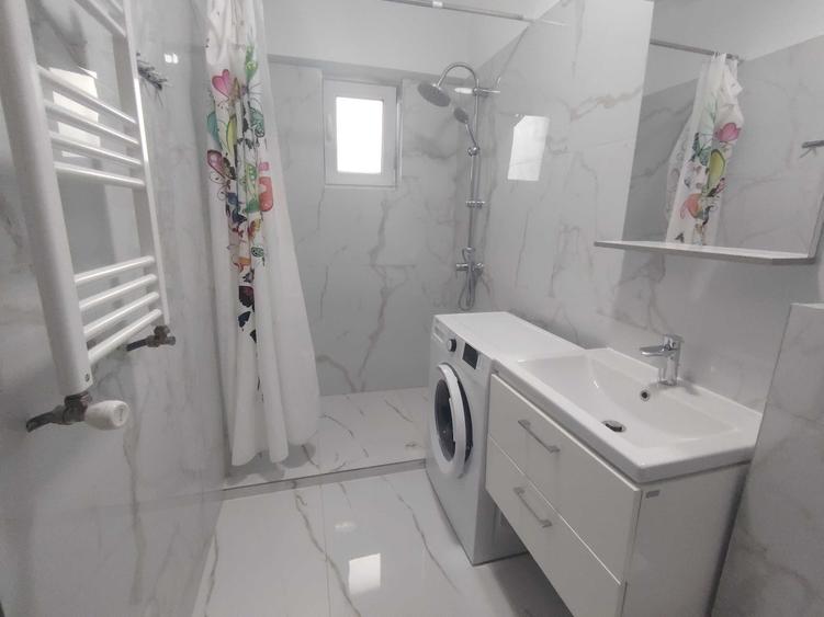Apartament cu 2 camere decomandat în Păcurari