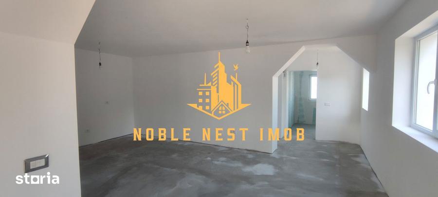 Casă cu 5 camere cu Teren 2500 Mp în Central