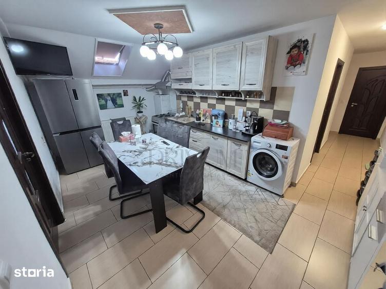 Apartament cu 3 camere decomandat, mobilat în Soarelui