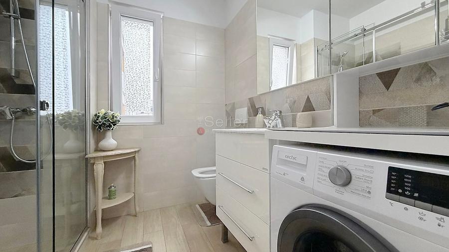 Apartament cu 2 camere decomandat, mobilat în Tractorul
