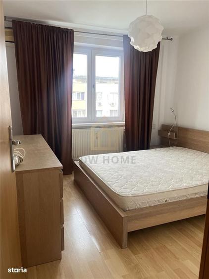 Apartament cu 3 camere decomandat în Tei