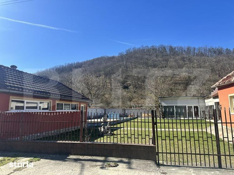 Casă cu 3 camere cu Teren 3298 Mp în Vețel