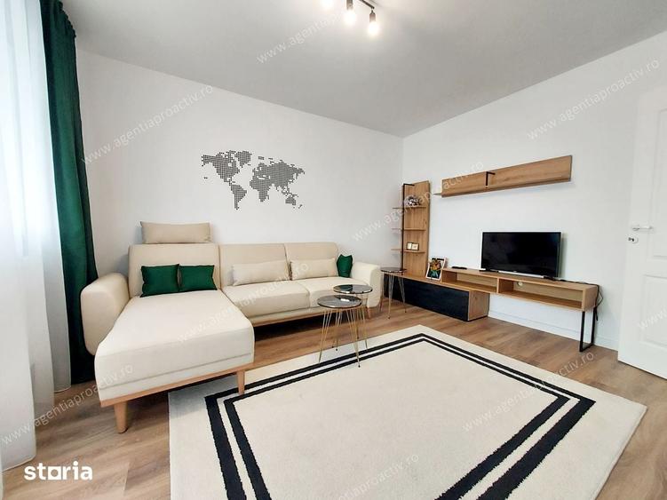 Apartament cu 4 camere decomandat în Central