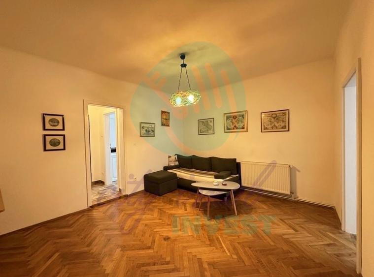 Apartament cu 3 camere semidecomandat, mobilat în Calea Călărașilor