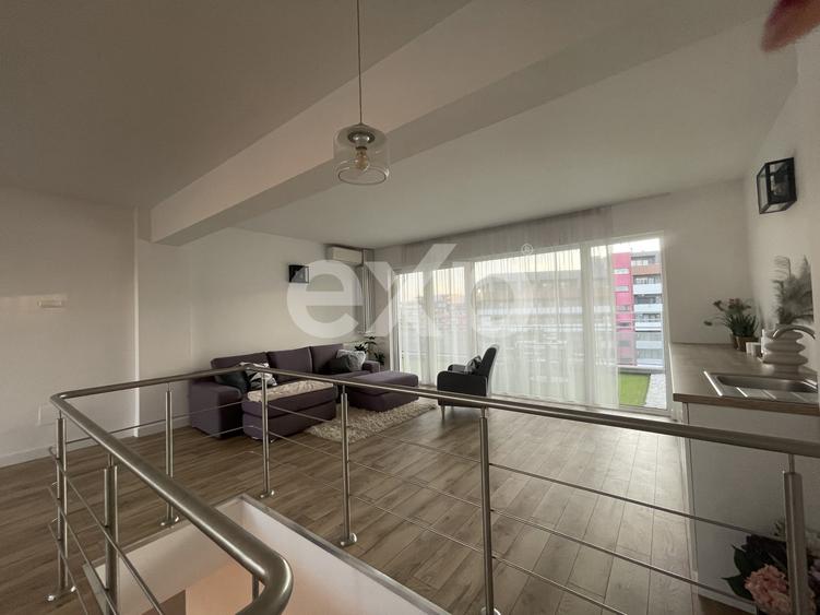 Apartament cu 5 camere semidecomandat, mobilat în Bună Ziua