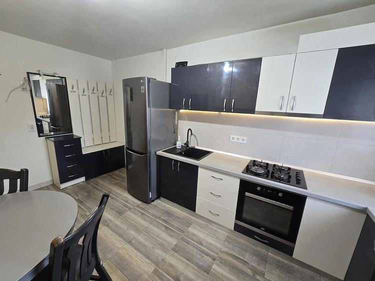 Apartament cu 2 camere semidecomandat în Central