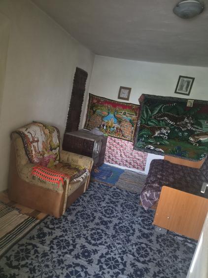 Casă cu 4 camere în Sălcioara