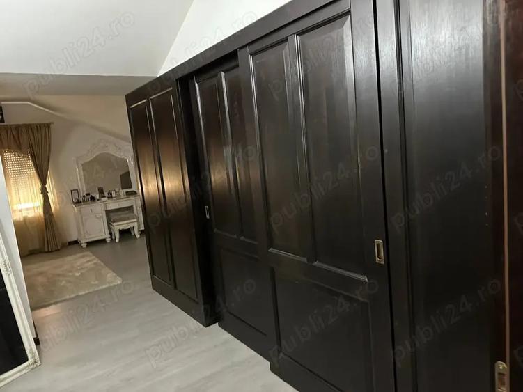 Casă cu 4 camere cu Teren 395 Mp în Central