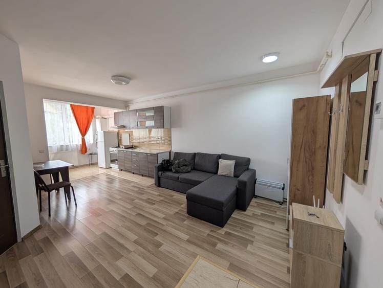 Apartament cu 2 camere semidecomandat în Florești — fotografia 1