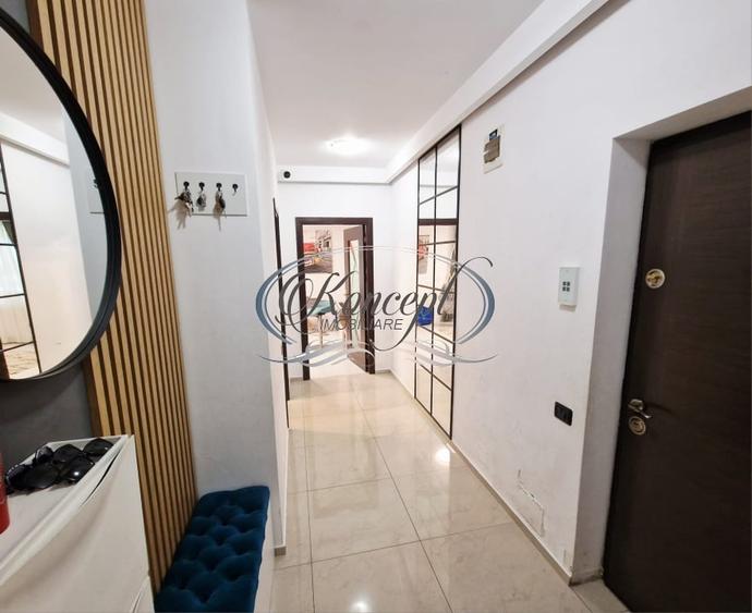 Apartament cu 3 camere decomandat, mobilat în Sopor