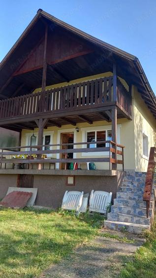 Casă cu 4 camere în Fârdea