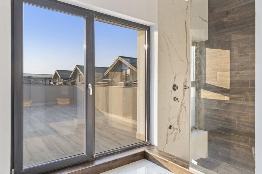 Duplex cu 6 camere cu Canalizare în Pipera