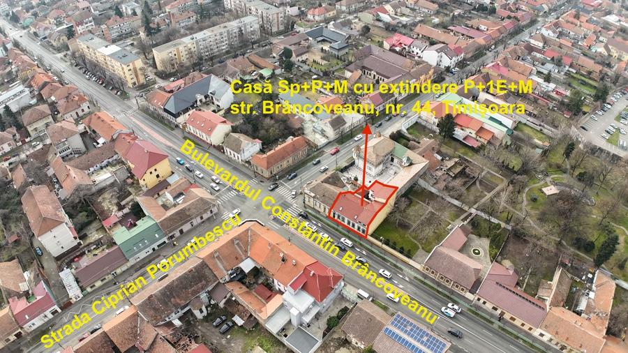Casă individuală cu 13 camere cu Canalizare în Elisabetin