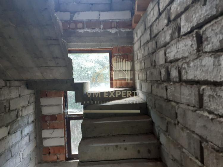 VILA 8 CAMERE, TEREN 5000 MP CAMPULUNG, APA SARATA - 7