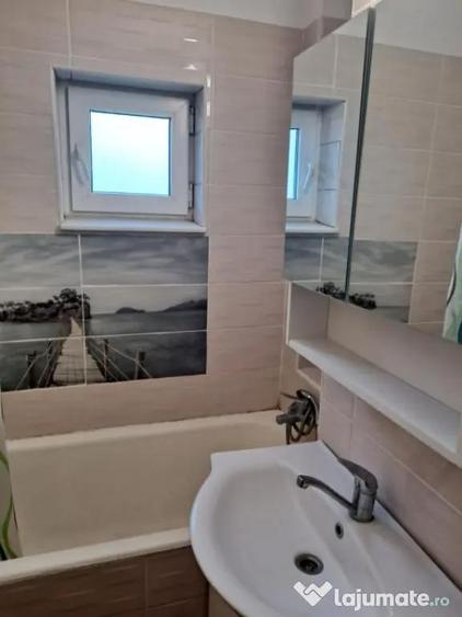 Apartament cu 2 camere decomandat în Faleza Nord