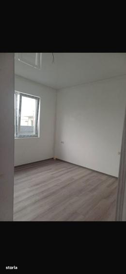 Casa cu 3 camere, zona de vile - 1