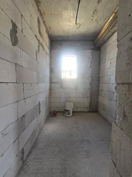 Casă individuală cu 5 camere cu Teren 336 Mp în Dobroești