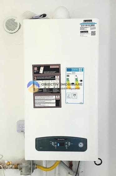 Casă cu 4 camere cu Canalizare în Calea Romanului