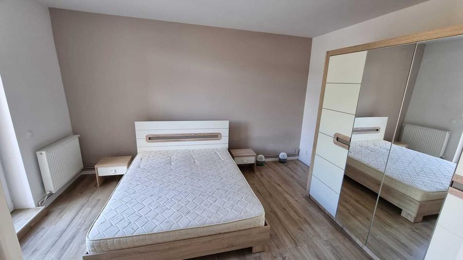Casă cu 3 camere cu Teren 400 Mp în Gruia