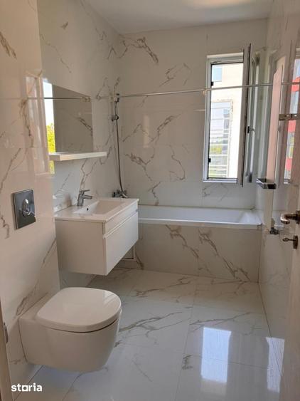 Apartament cu 4 camere, mobilat în Băneasa