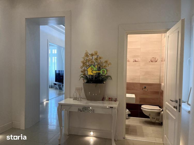 Apartament cu 3 camere semidecomandat în Elisabetin